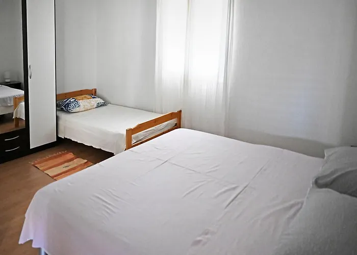 Antica Apartament Vrboska